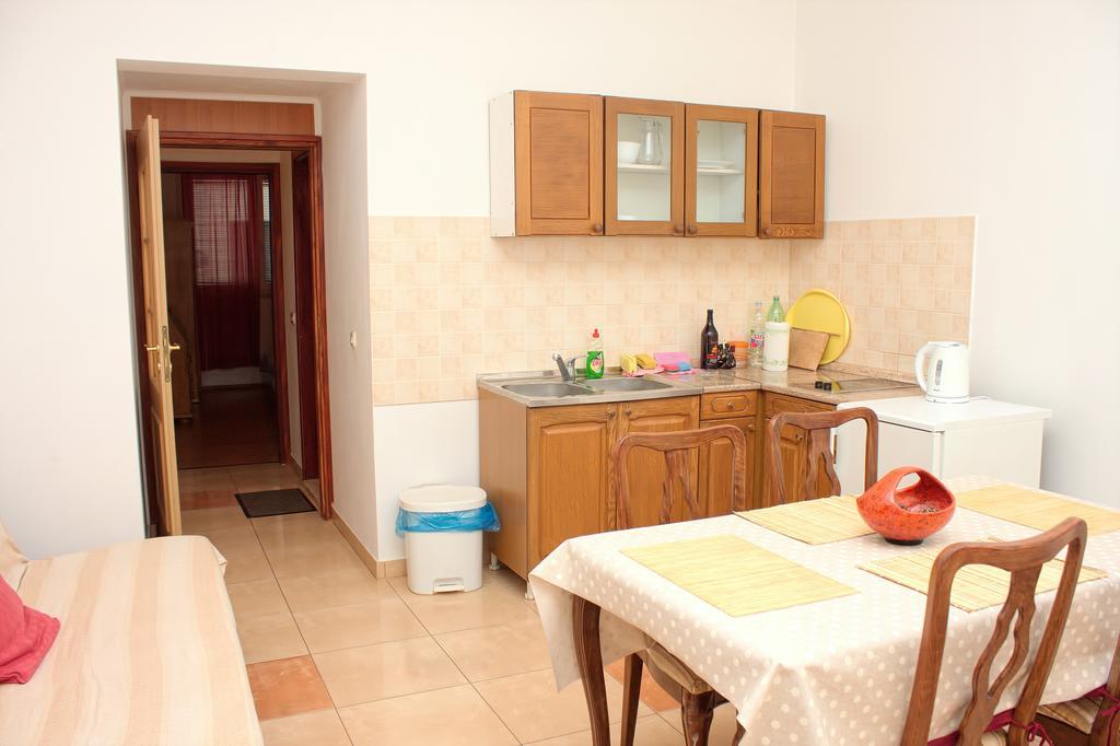 Apartments Dani Makarska Rom bilde