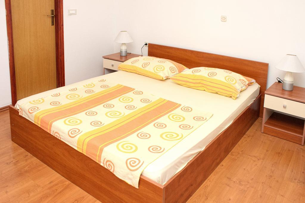 Apartments Dani Makarska Rom bilde